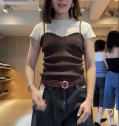 THE SHISHIKUI シシクイ　FRILLS TOP キャミ　mnのサムネイル