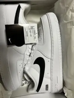 Nike Air Force 1 Supreme ホワイト/ブラック