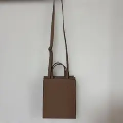 UNIQLO ユニクロ レザータッチスクエアショルダーバッグ ベージュ