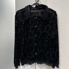 美品　黒トップス　黒ブラウス　お洒落トップス　カメリア　セレブ　上品トップス