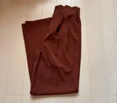 me me select スラックス 赤茶色のスラックス