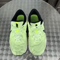 NIKEレジェンドエッセンシャル3ネクストネイチャー27.5センチ