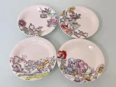 美品！【不思議の国のアリス】 小さめのお皿 4枚セット maebata
