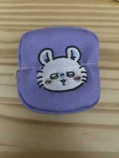 ちいかわ カラビナつき刺繍スクエアミニポーチ モモンガ