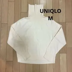 ユニクロ　UNIQLO スフレヤーンタートルネックセーター　Ｍ
