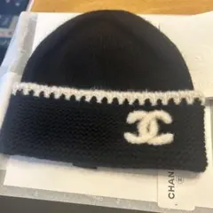 CHANEL ニット帽 ビーニー ブラック ホワイトのサムネイル
