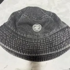 M.U.S ミエコウエサコバケットハット 刺繍ロゴ - メルカリ