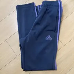 adidas ダークグレー ジャージパンツ