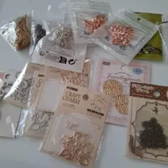 ハンドメイド　アクセサリーパーツ　キーホルダー