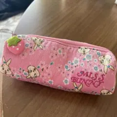 ミスバニー 和柄ポーチいちごチャーム付き
