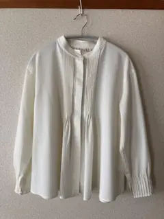 s.t.closet frabjous アイボリー プリーツ付き長袖シャツのサムネイル
