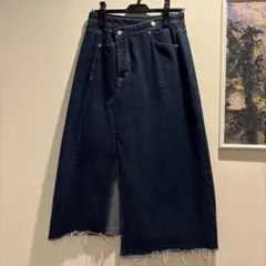 Item thumbnail for item b33ba12f-78f9-49c8-865f-291f0400f770