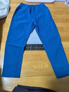 青 ロングパンツ 後ろポケット付き2