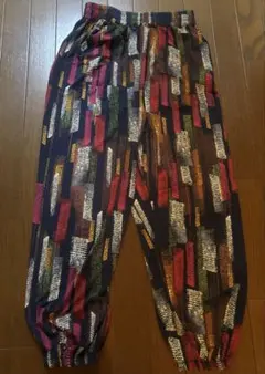 リラックスパンツ