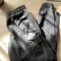 adidas 黒 長ズボン 150 裏起毛