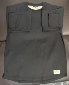 黒 長袖カットソー