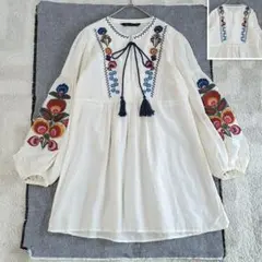 ザラウーマン　花柄刺繍チュニックブラウス　S　タッセルタイ　ボリューム袖　白のサムネイル