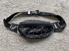 【asics】ウエストポーチ（黒、ドット柄）