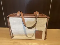 4月25日まで販売　ロエベ クッショントート アナグラム