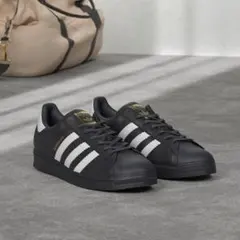adidas Superstar ブラック ホワイト スニーカーのサムネイル