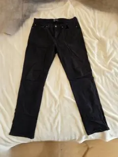 GAP　ストレートデニム黒　31×32