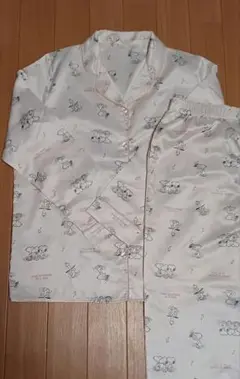 美品　GU　スヌーピー柄パジャマ