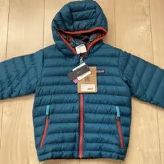 【タグ付】新品パタゴニア　ダウン　5T キッズ　リバーシブル