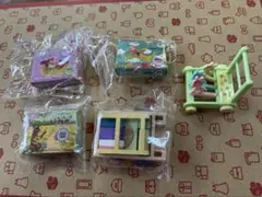 カプセルトイ　おもちゃ　積み木やかたかた