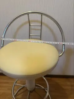 丸椅子 着払いです。