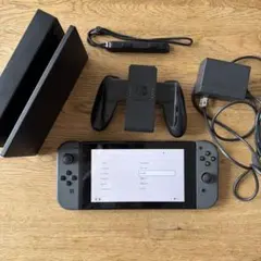 Nintendo Switch本体　グレー