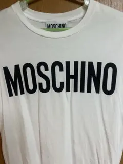 値下げ極美品MOSCHINO ホワイト TシャツLユニセックスのサムネイル