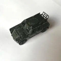 オリーブグリーン 装甲車 ミニカー
