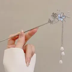 蝶の簪　キラキラかんざし　簪ゴールド　和洋装簪　洋風髪飾り　お花髪飾り　可愛い簪