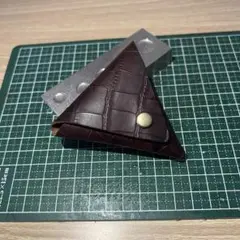 ハンドメイド クロコ柄 レザー三角形コインケース ダークブラウン