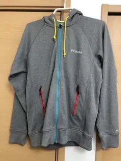 Columbia グレー パーカー