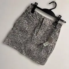 【タグ付き新品】WEGOヒョウ柄タイトスカート M