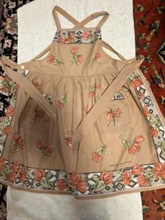 Pierre Balmain チューリップ柄エプロン