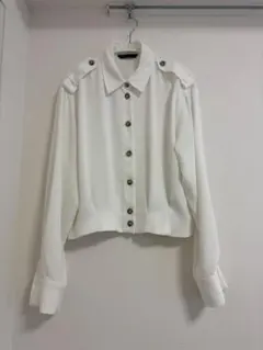 ZARA ショート丈ブラウスのサムネイル
