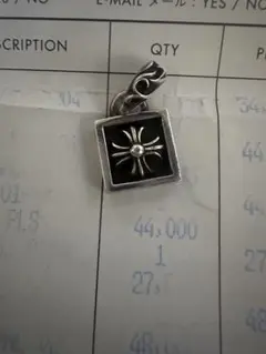 CHROME HEARTS フレームドCHプラス チャーム