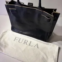 FURLA フルラ オールレザー トートバッグ ブラック 底鋲付 保存袋のサムネイル