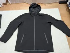 ブロックテックパーカー　ユニクロC