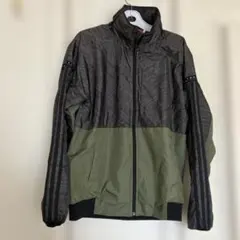美品adidas ナイロンジャケット ブラック/オリーブ裏起毛暖かいサイズM