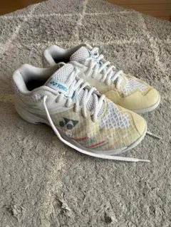 YONEX バドミントンシューズ ホワイト