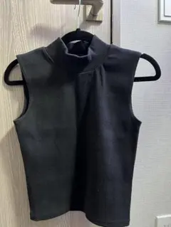 黒 ノースリーブ ハイネック リブニット