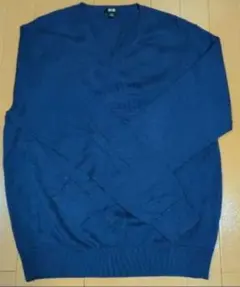 美品 スーピマコットンVネックセーター（長袖）ユニクロ