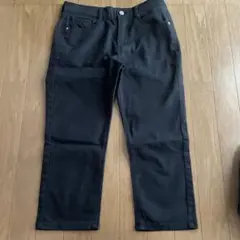 ブラック ストレートパンツ