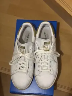 adidas Stan Smith ホワイト/ゴールド
