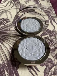 DIOR FOREVER GLOW LUMINIZER 05 ブルーストローブ