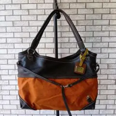 PELLE BORSA ペレボルサ　未使用　オレンジと黒のショルダーバッグ