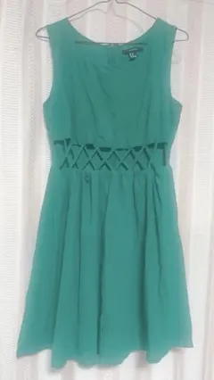 forever21 グリーン 緑 ノースリーブワンピース へそ出し